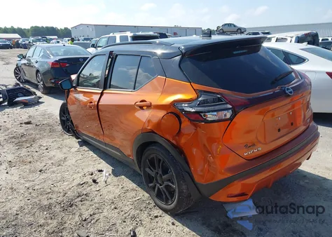 2024 Nissan Kicks Sr Xtronic Cvt z USA, uszkodzony, nr VIN 3N1CP5DV8RL548374